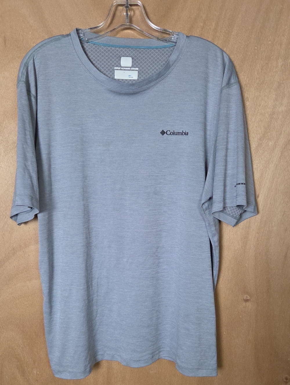 Columbia Light Gray Short Sleeve Performance Tee